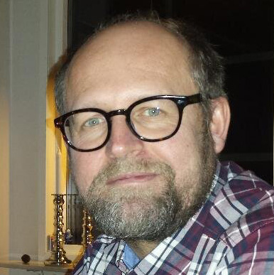 Professor Erik Svensson